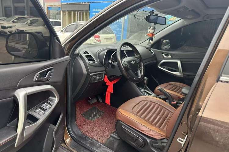 Used Chery Tiggo 5 2015 2.0L CVT Jiayue Edition Interior 4