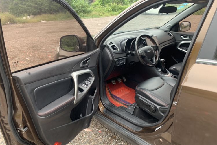 Used Chery Tiggo 5 2015 2.0L Manual Jia Yue Edition Interior 5