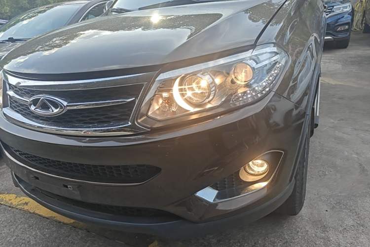 Used Chery Tiggo 5 2015 2.0L CVT Jiayue Edition Left Front Headlight