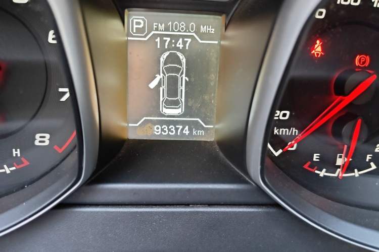 Used Chery Tiggo 5 2015 2.0L CVT Jiayue Edition Odometer Close Up