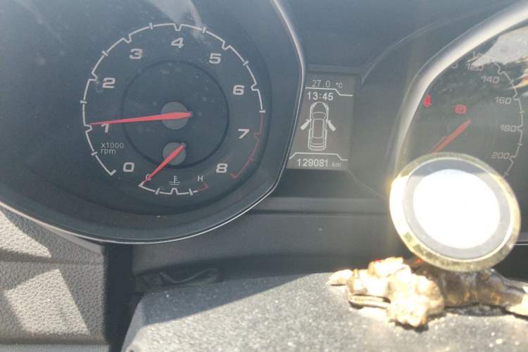 Used Chery Tiggo 5 2015 1.5T Manual Luxury Edition Odometer Close Up