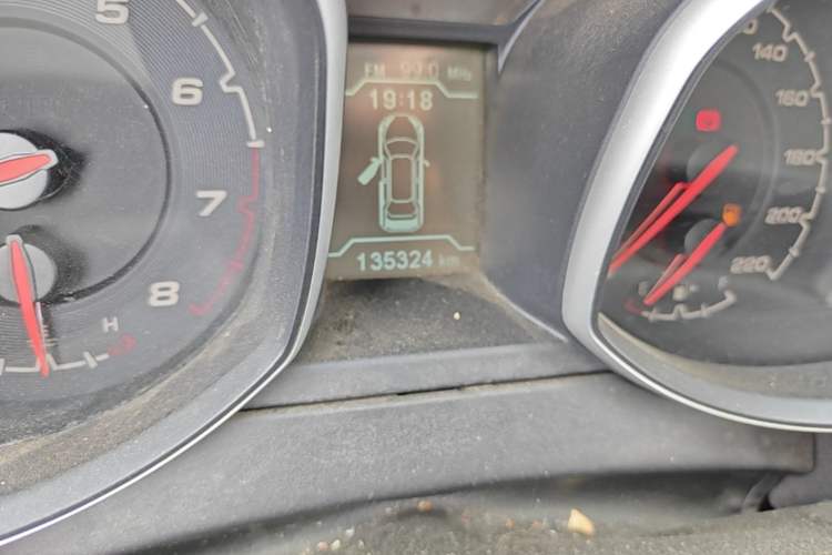 Used Chery Tiggo 5 2015 2.0L Manual Jia Yue Edition Odometer Close Up