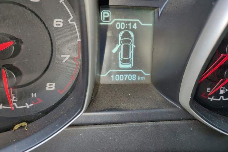 Used Chery Tiggo 5 2015 2.0L CVT Jiayue Edition Odometer Close Up