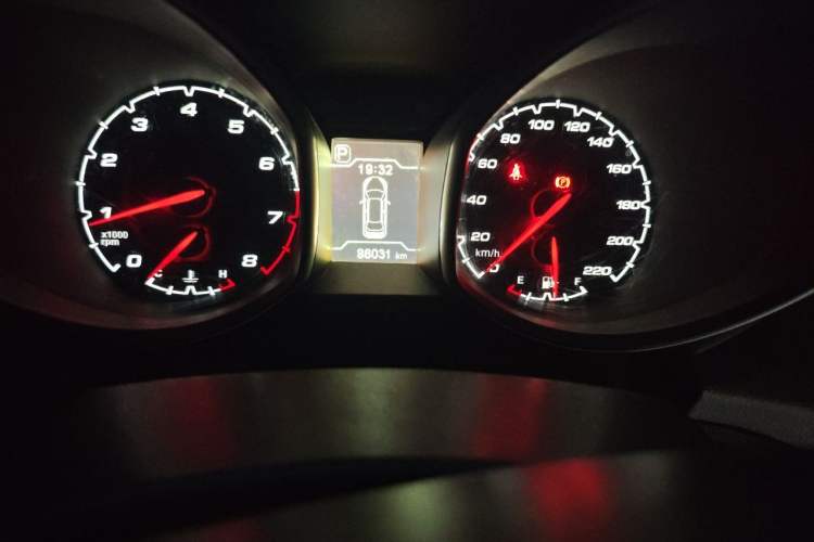 Used Chery Tiggo 5 2015 2.0L CVT Jiayue Edition Odometer Close Up