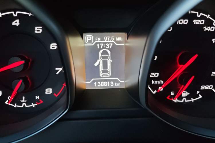 Used Chery Tiggo 5 2015 2.0L CVT Jiayue Edition Odometer Close Up