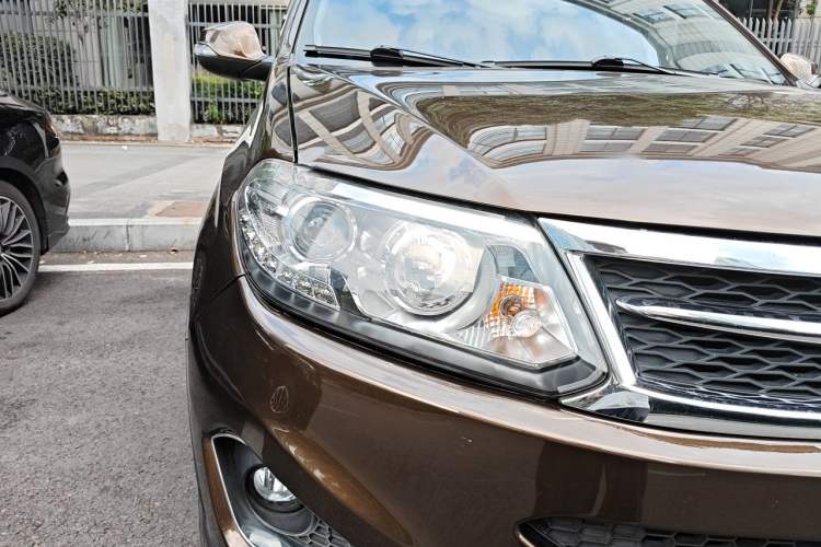 Used Chery Tiggo 5 2015 2.0L CVT Jiayue Edition Right Front Headlight