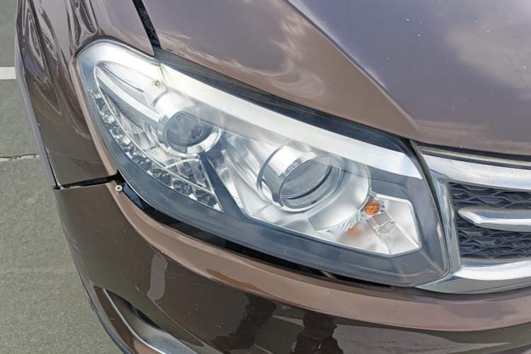 Used Chery Tiggo 5 2015 2.0L Manual Jia Yue Edition Right Front Headlight
