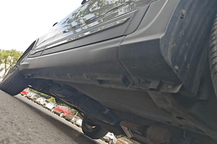 Used Chery Tiggo 5 2015 2.0L CVT Jiayue Edition Right Side Sill
