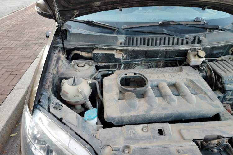 Used Chery Tiggo 5 2015 2.0L Manual Luxury Edition Engine Bay Right