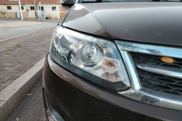 Used Chery Tiggo 5 2015 2.0L Manual Luxury Edition Right Front Headlight