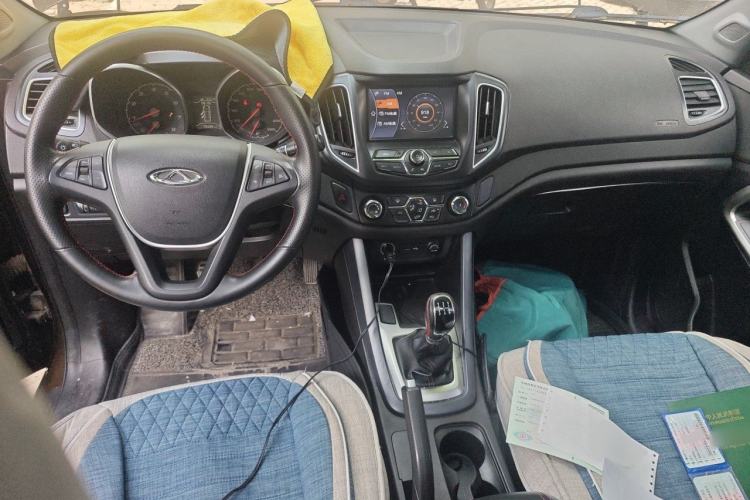 Used Chery Tiggo 5 2015 1.5T Manual Jiayue Edition Center Console