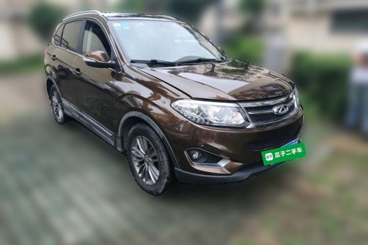 Used Chery Tiggo 5 2015 2.0L CVT Family Deluxe Edition Front Right 45 Deg