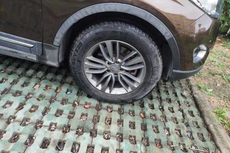 Used Chery Tiggo 5 2015 2.0L CVT Family Deluxe Edition Right Front Wheel Hub