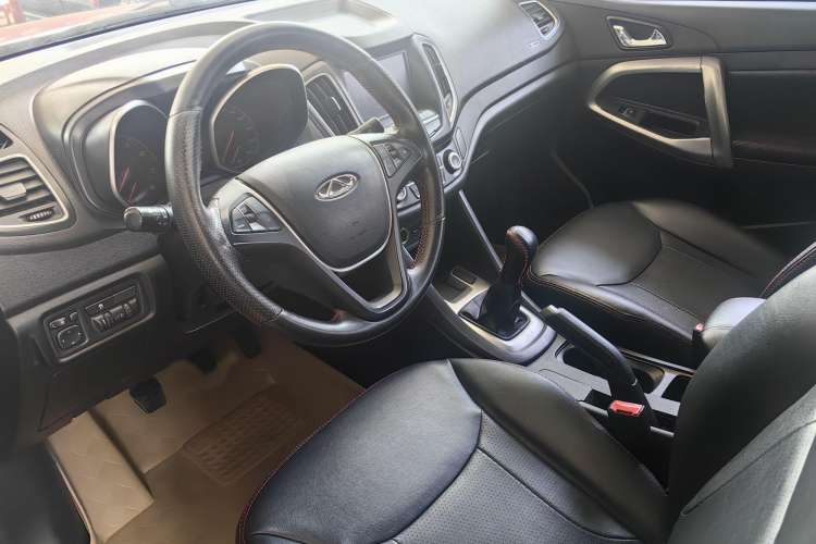 Used Chery Tiggo 5 2015 1.5T Manual Jiayue Edition Interior 2