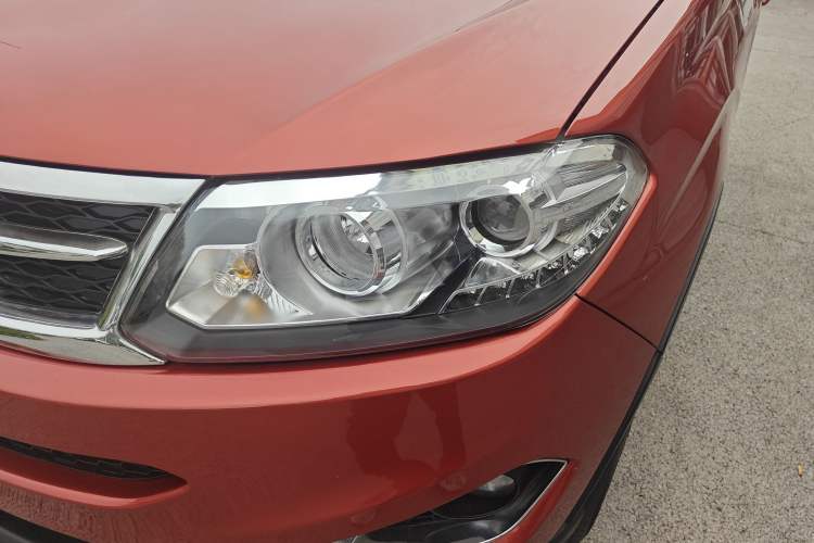 Used Chery Tiggo 5 2015 2.0L CVT Jiayue Edition Left Front Headlight