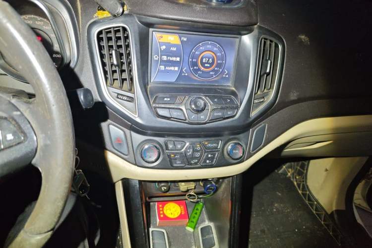 Used Chery Tiggo 5 2015 2.0L Manual Luxury Edition Audio And AC Panel