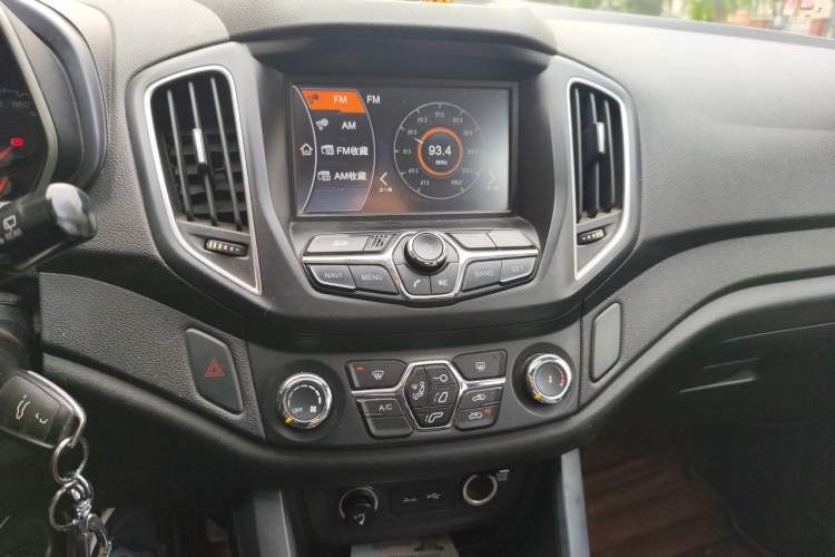 Used Chery Tiggo 5 2015 2.0L Manual Jia Yue Edition Audio And AC Panel