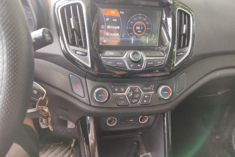 Used Chery Tiggo 5 2015 2.0L Manual Luxury Edition Audio And AC Panel