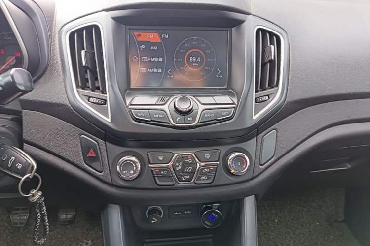 Used Chery Tiggo 5 2015 2.0L Manual Jia Yue Edition Audio And AC Panel