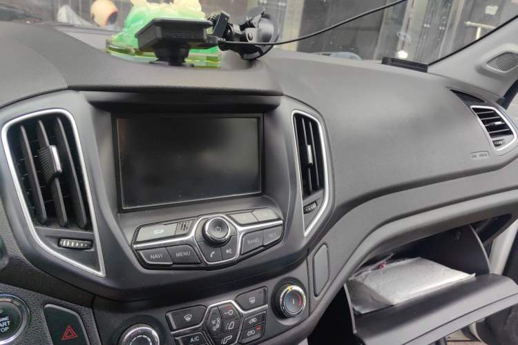 Used Chery Tiggo 5 2015 2.0L CVT Jiayue Edition Audio And AC Panel