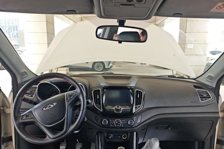 Used Chery Tiggo 5 2015 1.5T Manual Luxury Edition Center Console