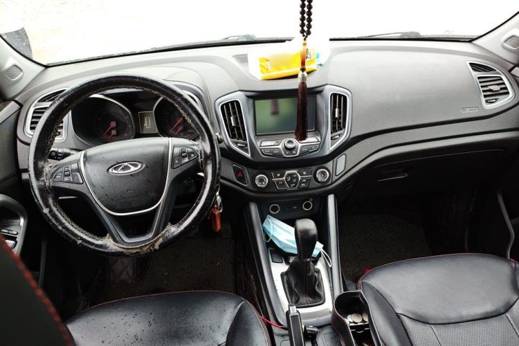 Used Chery Tiggo 5 2015 2.0L Manual Jia Yue Edition Center Console