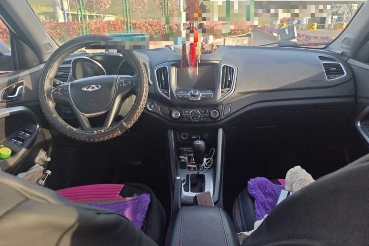 Used Chery Tiggo 5 2015 2.0L CVT Jiayue Edition Center Console