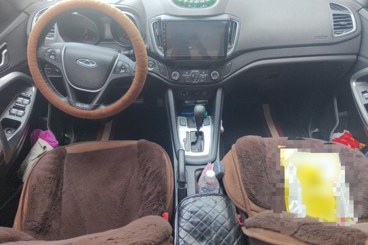 Used Chery Tiggo 5 2015 2.0L CVT Jiayue Edition Center Console