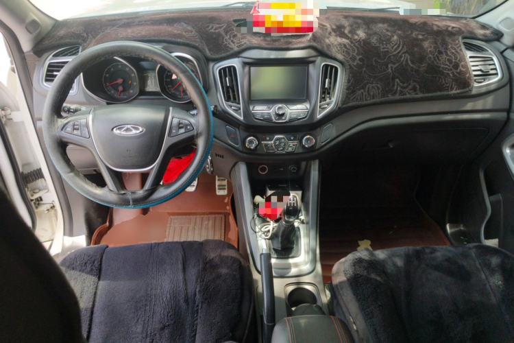 Used Chery Tiggo 5 2015 2.0L Manual Jia Yue Edition Center Console
