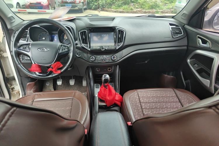 Used Chery Tiggo 5 2015 1.5T Manual Luxury Edition Center Console