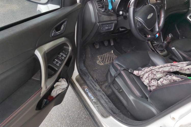 Used Chery Tiggo 5 2015 2.0L Manual Luxury Edition Driver Seat