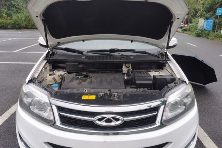 Used Chery Tiggo 5 2015 2.0L CVT Family Deluxe Edition Engine Bay