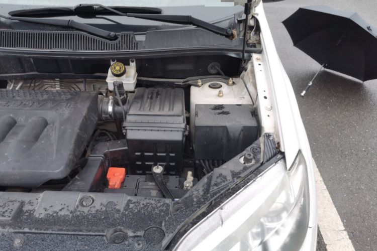 Used Chery Tiggo 5 2015 2.0L CVT Family Deluxe Edition Engine Bay Left