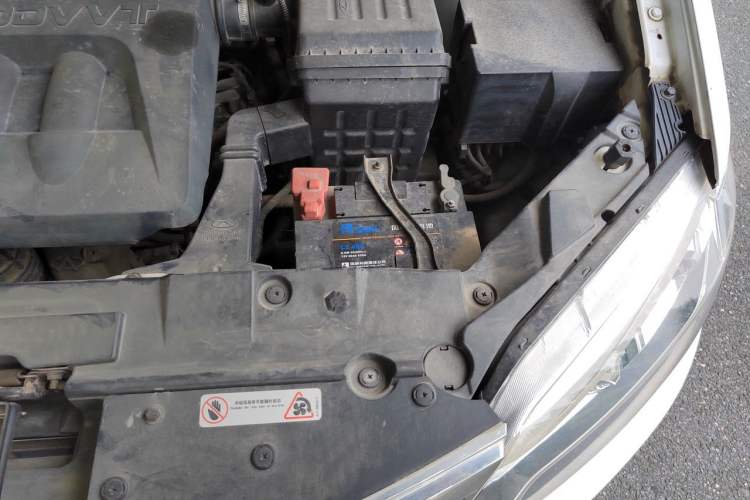 Used Chery Tiggo 5 2015 2.0L Manual Luxury Edition Engine Bay Left