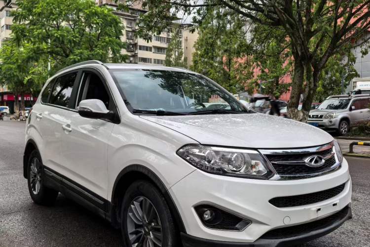 Used Chery Tiggo 5 2015 2.0L CVT Family Deluxe Edition Exterior 1