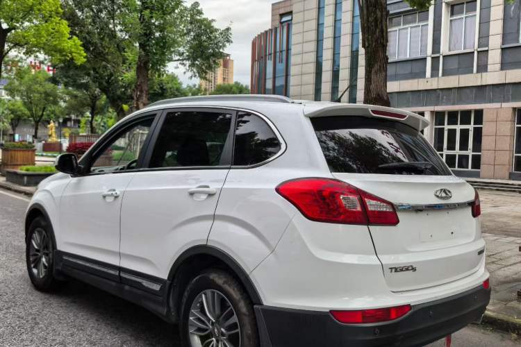 Used Chery Tiggo 5 2015 2.0L CVT Family Deluxe Edition Exterior 3