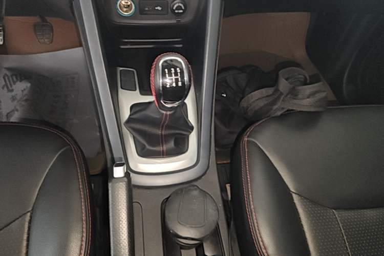 Used Chery Tiggo 5 2015 2.0L Manual Jia Yue Edition Gear Lever
