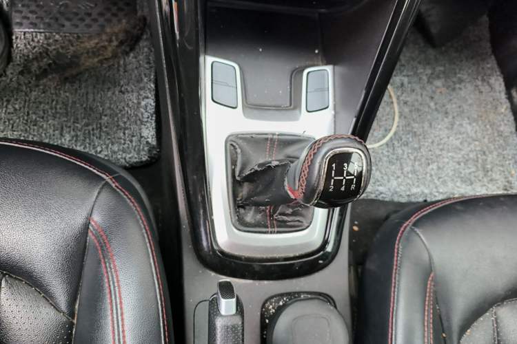 Used Chery Tiggo 5 2015 2.0L Manual Jia Yue Edition Gear Lever