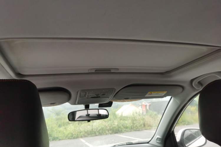 Used Chery Tiggo 5 2015 2.0L CVT Family Deluxe Edition Headliner