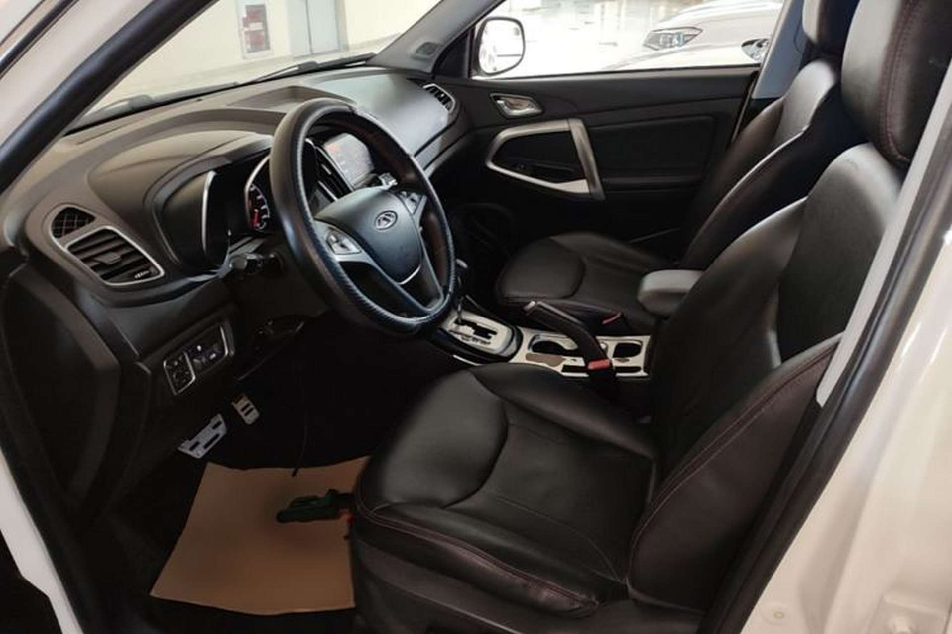 Used Chery Tiggo 5 2015 2.0L CVT Family Deluxe Edition Left Front Seat