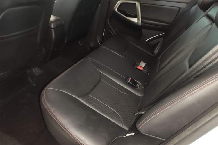 Used Chery Tiggo 5 2015 2.0L CVT Family Deluxe Edition Left Rear Seat