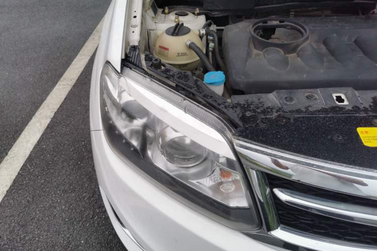 Used Chery Tiggo 5 2015 2.0L CVT Family Deluxe Edition Right Front Headlight