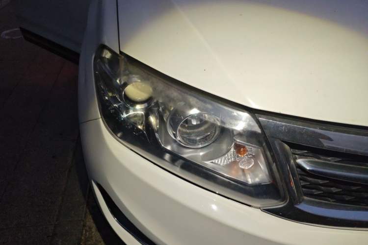 Used Chery Tiggo 5 2015 2.0L Manual Luxury Edition Right Front Headlight