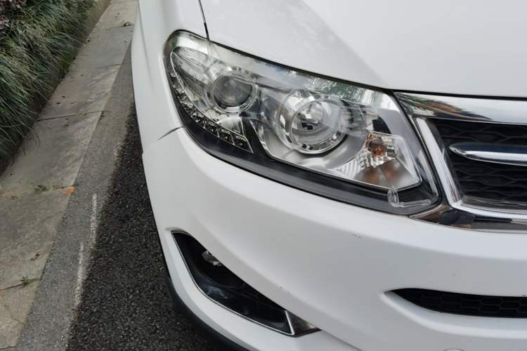 Used Chery Tiggo 5 2015 2.0L CVT Jiayue Edition Right Front Headlight
