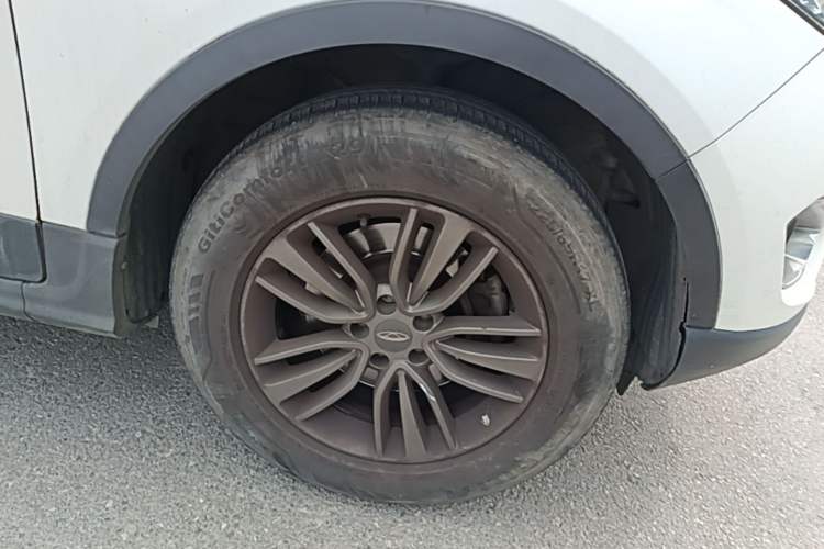 Used Chery Tiggo 5 2015 2.0L Manual Jia Yue Edition Right Front Wheel Hub