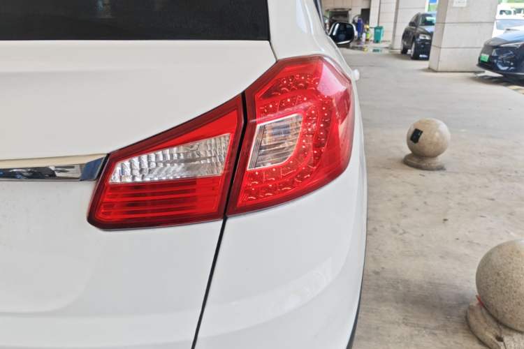 Used Chery Tiggo 5 2015 1.5T Manual Luxury Edition Right Rear Taillight