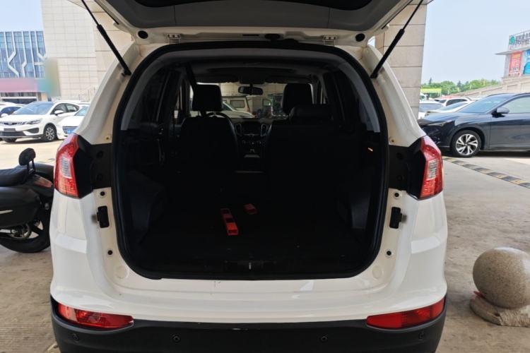 Used Chery Tiggo 5 2015 1.5T Manual Luxury Edition Trunk