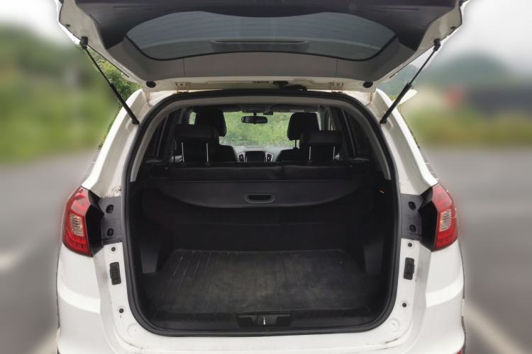 Used Chery Tiggo 5 2015 2.0L CVT Family Deluxe Edition Trunk