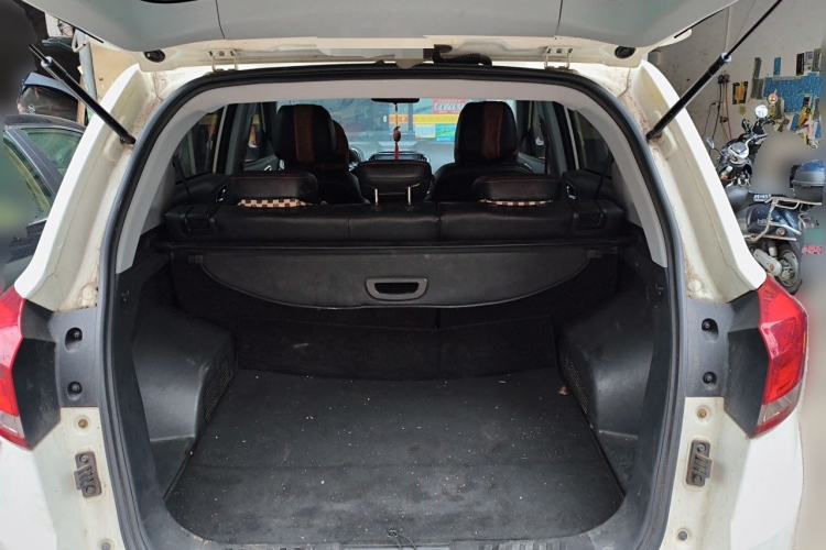 Used Chery Tiggo 5 2015 2.0L Manual Jia Yue Edition Trunk
