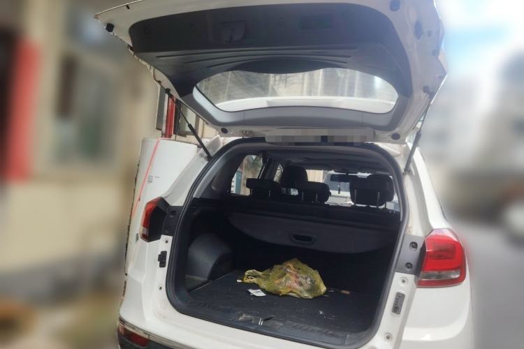 Used Chery Tiggo 5 2015 2.0L Manual Luxury Edition Trunk